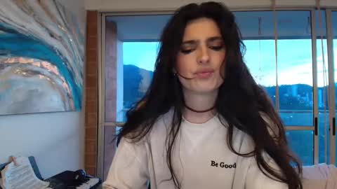 Snapshot of hollyshit_ chatting on September 28, 2025, 10:59 pm hollyshit_ online show from September 28, 2025, 10:59 pm