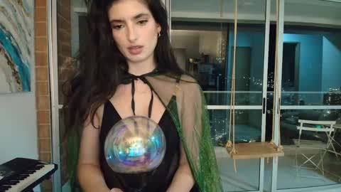 Snapshot of hollyshit_ chatting on October 3, 2025, 11:46 pm hollyshit_ online show from October 3, 2025, 11:46 pm