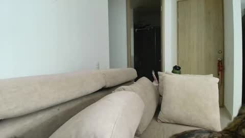 Snapshot of hollyshit_ chatting on October 20, 2025, 12:44 am hollyshit_ online show from October 20, 2025, 12:44 am