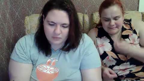 Snapshot of hollyxeva chatting on April 17, 2026, 5:27 pm HollyXEva online show from April 17, 2026, 5:27 pm