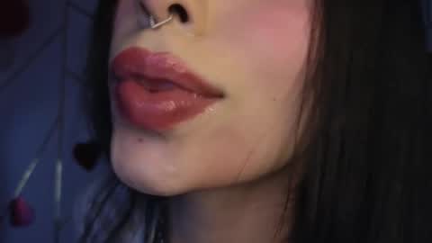 holly online show from March 6, 2026, 3:25 am