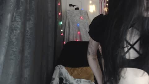 Snapshot of holy420loly chatting on January 28, 2025, 1:27 pm Ho Lee Sheet online show from January 28, 2025, 1:27 pm