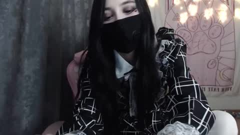 Snapshot of holy420loly chatting on February 14, 2025, 5:25 pm Ho Lee Sheet online show from February 14, 2025, 5:25 pm