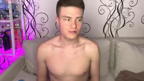 holy_eggs_00 online show from March 30, 2026, 7:15 pm