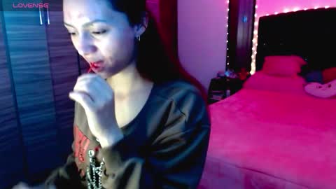 Juli online show from November 5, 2025, 3:39 am