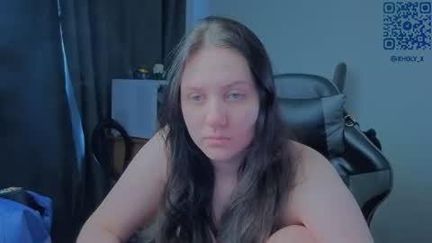 Snapshot of holy_kveta chatting on June 13, 2026, 2:53 am Kviki online show from June 13, 2026, 2:53 am