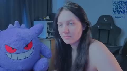 Snapshot of holy_kveta chatting on June 25, 2026, 5:12 am Kviki online show from June 25, 2026, 5:12 am