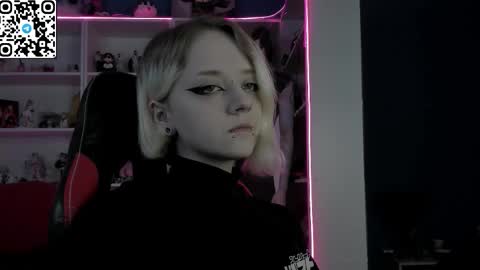 holy_mistresss online show from March 18, 2026, 10:07 am