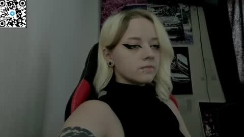 holy_mistresss online show from July 14, 2026, 8:08 am