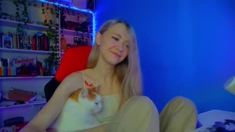 Rumi online show from September 19, 2025, 9:43 am