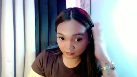 Snapshot of holy_shine chatting on March 4, 2026, 9:21 pm Bella online show from March 4, 2026, 9:21 pm