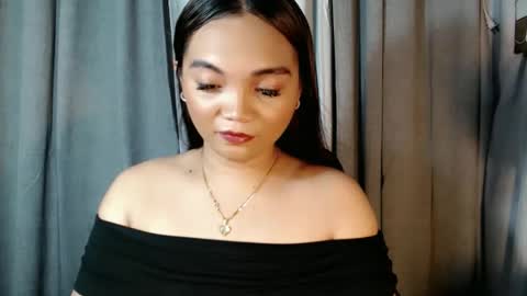 Snapshot of holy_shine chatting on March 25, 2026, 6:30 am Bella online show from March 25, 2026, 6:30 am