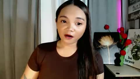 Snapshot of holy_shine chatting on May 3, 2026, 6:41 am Bella online show from May 3, 2026, 6:41 am