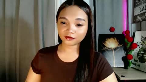 Snapshot of holy_shine chatting on May 3, 2026, 8:04 pm Bella online show from May 3, 2026, 8:04 pm