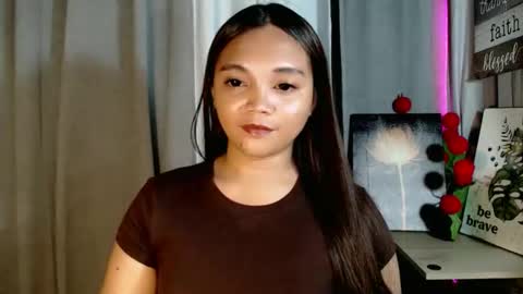 Snapshot of holy_shine chatting on May 4, 2026, 10:06 pm Bella online show from May 4, 2026, 10:06 pm