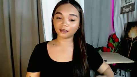 Snapshot of holy_shine chatting on May 10, 2026, 7:08 pm Bella online show from May 10, 2026, 7:08 pm