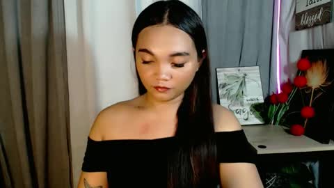 Snapshot of holy_shine chatting on May 12, 2026, 3:03 am Bella online show from May 12, 2026, 3:03 am