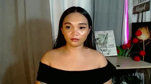 Snapshot of holy_shine chatting on May 14, 2026, 1:56 am Bella online show from May 14, 2026, 1:56 am