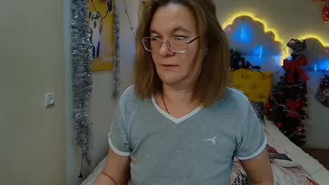 holymilfa online show from December 1, 2024, 4:29 pm