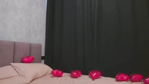 holysinner83 online show from February 20, 2026, 6:37 am