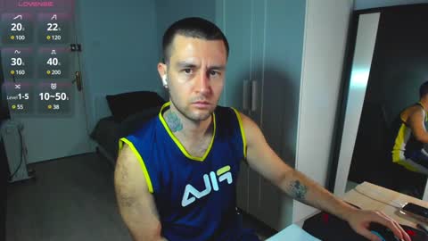 Snapshot of honestandrew chatting on January 27, 2025, 7:03 am Andrew online show from January 27, 2025, 7:03 am