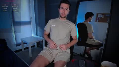 Snapshot of honestandrew chatting on October 27, 2025, 7:12 am Andrew online show from October 27, 2025, 7:12 am