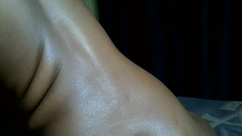 Honey-Belle online show from July 16, 2026, 4:29 am