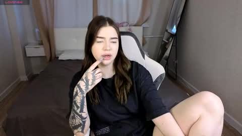 Snapshot of honey_cherrry chatting on May 27, 2026, 1:13 am Honey online show from May 27, 2026, 1:13 am
