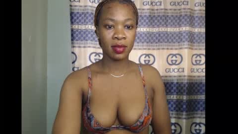 Flora online show from October 10, 2025, 9:08 am