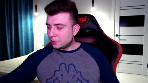 Wolfy online show from December 22, 2024, 8:25 pm