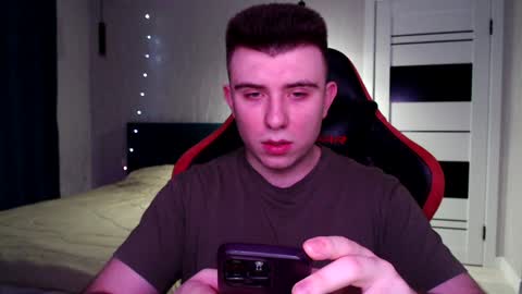 Wolfy online show from January 5, 2025, 8:52 pm