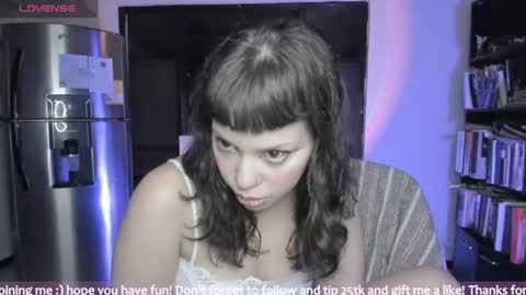 Snapshot of honey_hoe chatting on June 26, 2026, 2:16 am Lau online show from June 26, 2026, 2:16 am