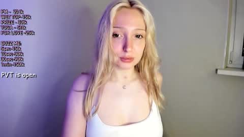 Honey and Misa online show from March 26, 2026, 10:59 pm