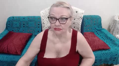 Honey Lady online show from April 29, 2026, 8:18 am