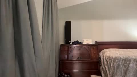 honey_man14 online show from June 2, 2026, 7:05 pm