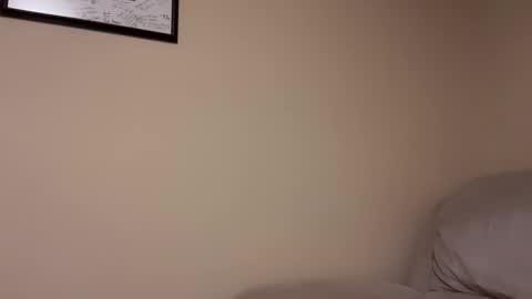 honey_man14 online show from June 8, 2026, 3:18 am