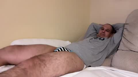 honey_man14 online show from July 28, 2026, 4:08 am