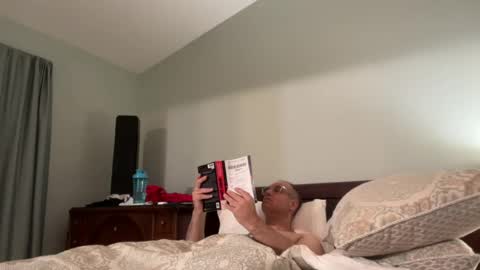honey_man14 online show from July 28, 2026, 8:52 pm