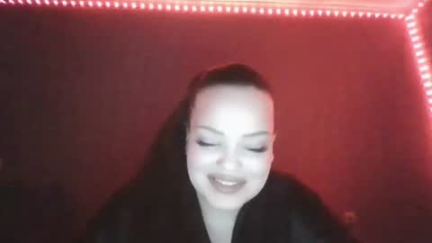 honey_miracle online show from June 26, 2026, 6:23 pm