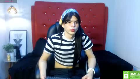 Snapshot of honey_moon07 chatting on July 18, 2026, 4:00 pm M O O N S H I N E online show from July 18, 2026, 4:00 pm