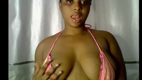 honey_plumx1 online show from December 17, 2025, 7:25 am