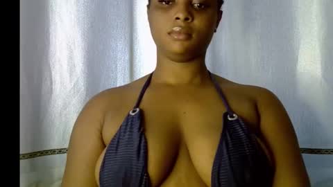 honey_plumx1 online show from December 19, 2025, 8:10 am