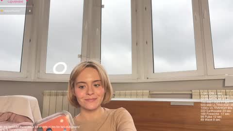 Snapshot of honey_sunshine chatting on October 31, 2025, 9:43 am Jenyanew vid how I squirt in forest in bio online show from October 31, 2025, 9:43 am
