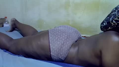 honey_sunshiny online show from July 15, 2026, 8:47 pm