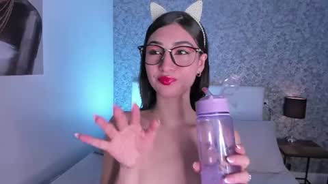 honey_sweet777 online show from June 13, 2026, 7:45 pm
