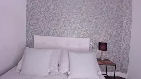 honey_sweet777 online show from June 26, 2026, 8:13 pm