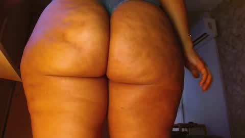 Snapshot of honey_sweet8 chatting on May 14, 2026, 10:55 am Honey-Sweett online show from May 14, 2026, 10:55 am