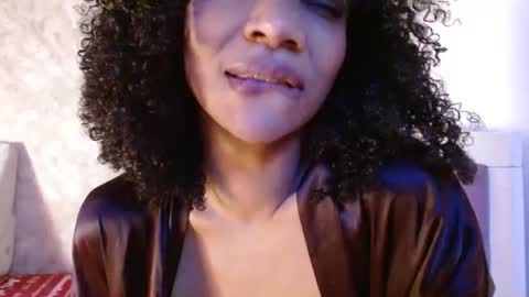 Honey-Sweett online show from June 14, 2026, 12:29 pm