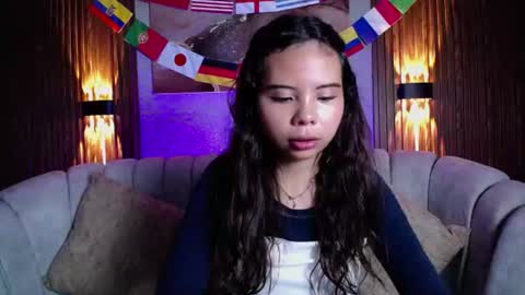 Snapshot of honey_sweetty chatting on July 17, 2026, 2:07 am Sofia online show from July 17, 2026, 2:07 am