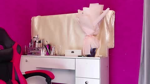 yani  online show from December 19, 2024, 10:00 pm